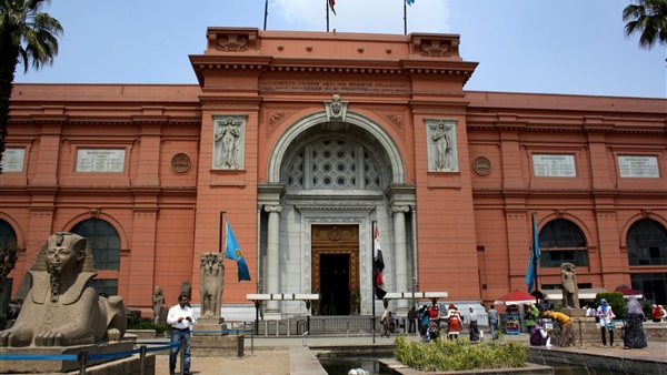 رفع أسعار تصاريح زيارة الأجانب للمتاحف