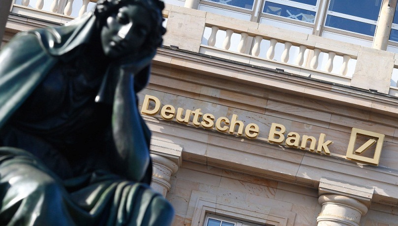 دويتشه بنك يتكبد 832 مليون يورو خسائر في الربع الثالث