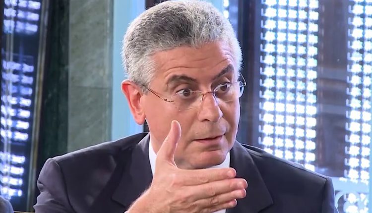 فريد بلحاج: الجزائر لا تحتاج قروضا خارجية