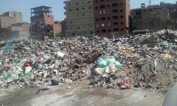 تخصيص رقمي واتس آب للإبلاغ عن تجمعات القمامة