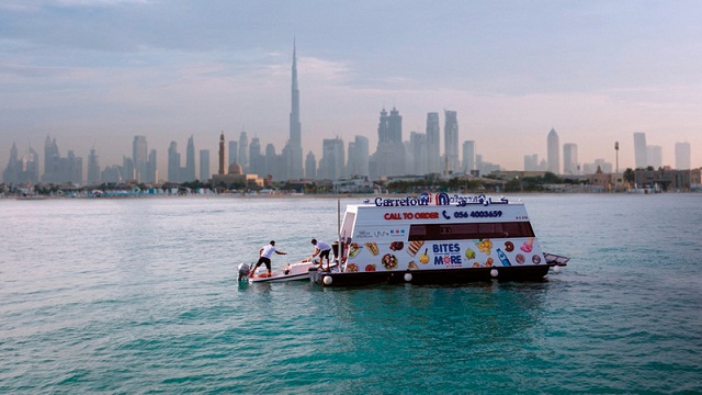 أكوا بود أول متجر بجري لكارفور في دبي