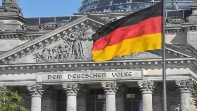 الاقتصاد الألماني ينكمش 0.2% في الربع الأخير من العام الماضي