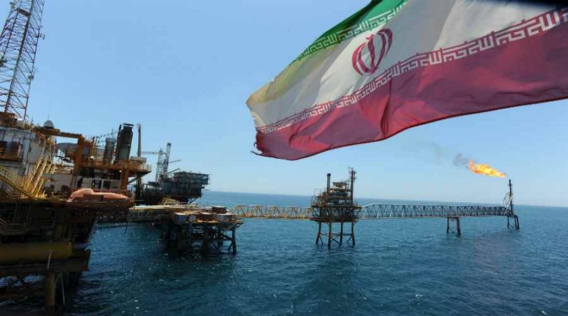 سينوبك وسي.إن.بي.سي تتخليان عن شراء النفط الإيراني تجنبا عقوبات أمريكية