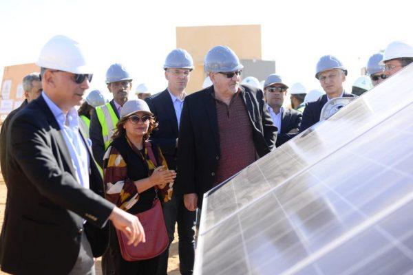 طاقة عربية تستعد لتشتغيل محطة طاقة شمسية في بنبان بأسوان