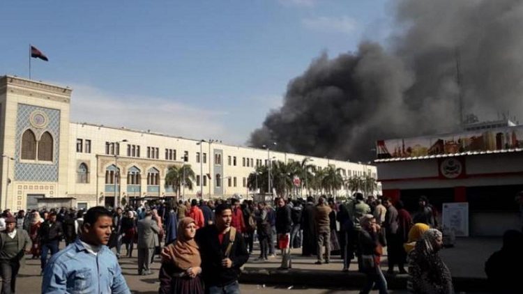 وزيرة الصحة للتليفزيون المصري: 20 وفاة و40 مصابا في حادث محطة مصر حتى الآن