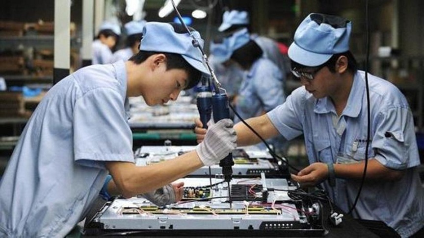 الإنتاج الصناعي في الصين يتجاوز التوقعات بأول شهرين من 2024