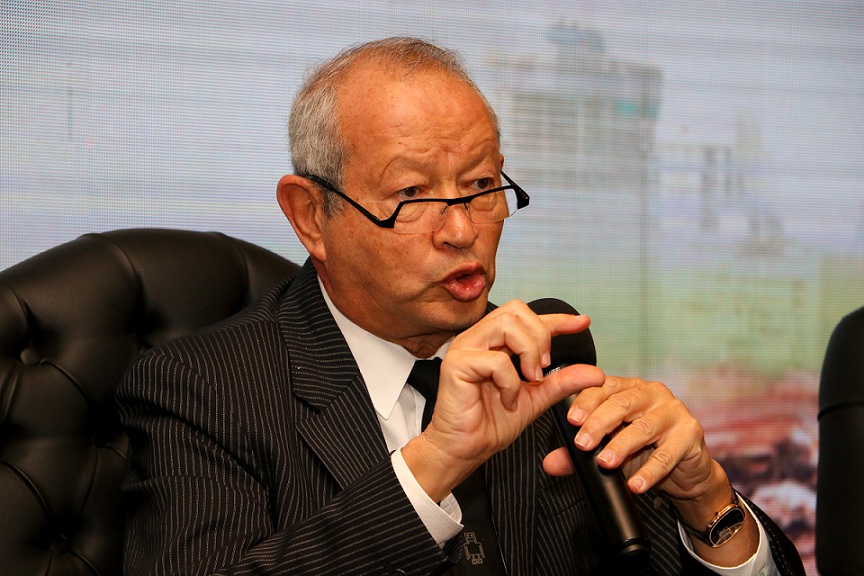 رجل الأعمال نجيب ساويرس رئيس مجلس إدارة شركة أورا للتطوير العقاري