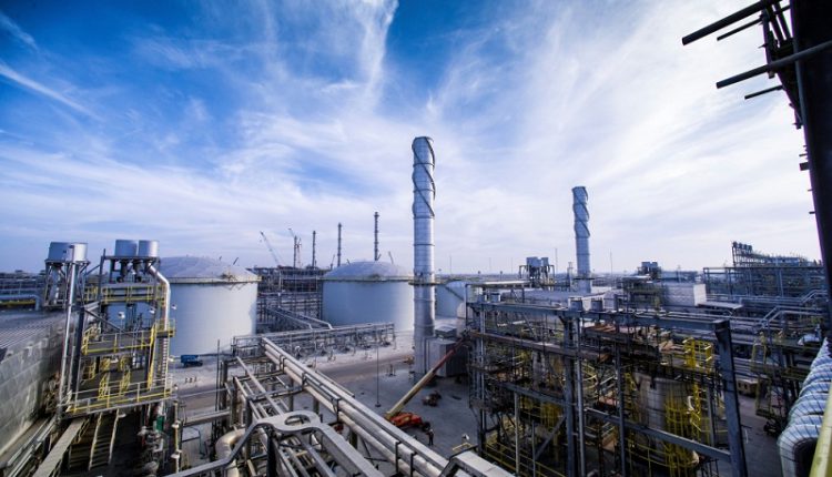 أمريكا تؤجل فرض عقوبات جديدة ضد قطاع البتروكيماويات الإيراني