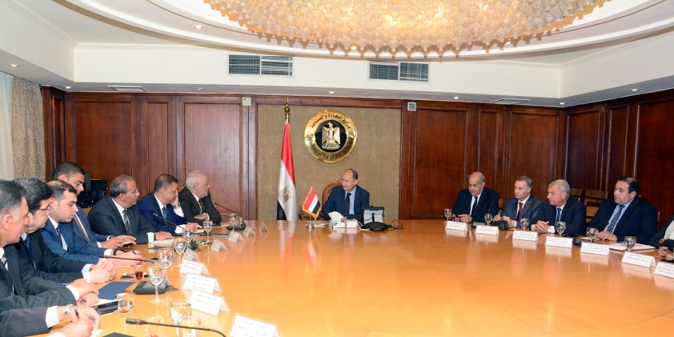 عمرو نصار يعقد إجتماعا مع أعضاء مجلس التجارة والصناعة بعد إعادة تشكيله