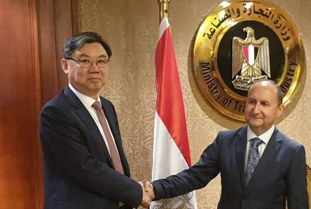 الصناعة: شراكة مصرية صينية لانتاج طراز جديد من سيارات MG بمصر
