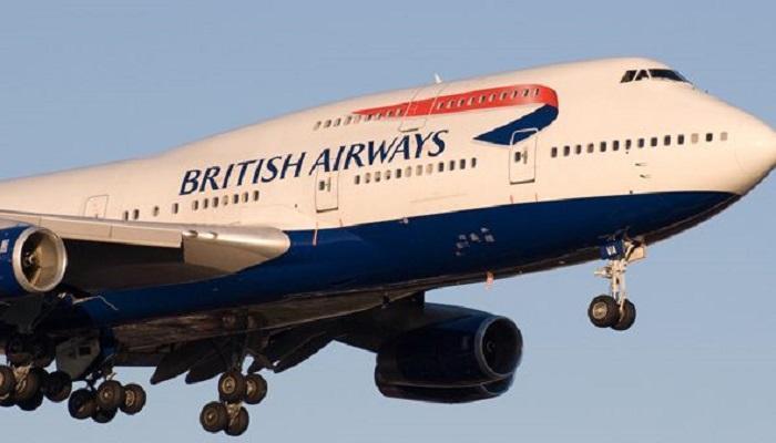 السفير البريطاني يؤكد العمل لحل أزمة تعليق الطيران في أسرع وقت