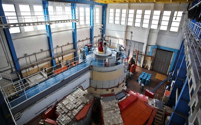 شركة تفيل الروسية توقع عقد تزويد مفاعل بودابست البحثي بالوقود النووي