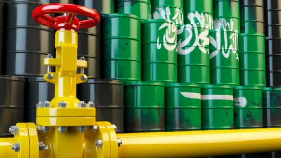 رفع أسعار شحنات النفط السعودي إلى آسيا
