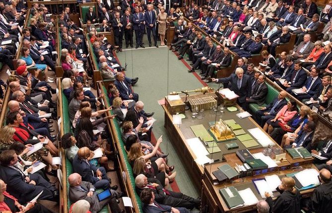 جونسون يدعو البرلمان البريطاني للموافقة على إجراء انتخابات في 12 ديسمبر