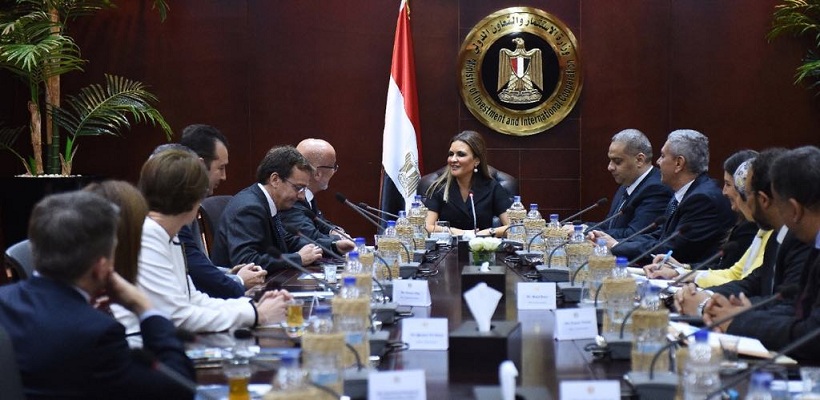 شركات أدوية عالمية تعلن التوسع في استثماراتها فى مصر