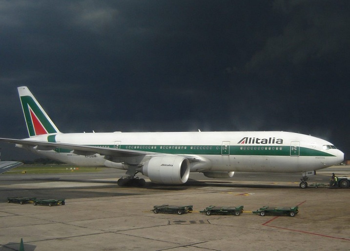 إيطاليا لن تضخ المزيد من الأموال في شركة الطيران المتعثرة أليطاليا