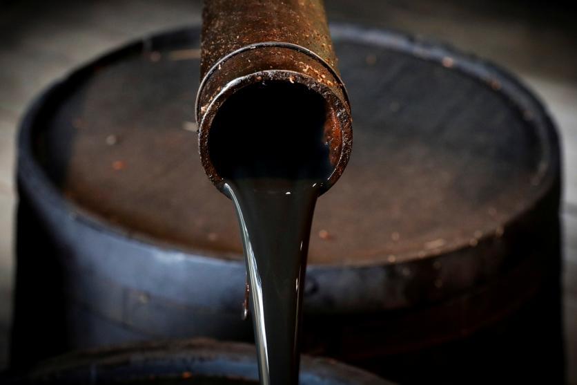 أسعار البترول ترتفع نحو 4% بعد قرار أوبك خفض الإنتاج