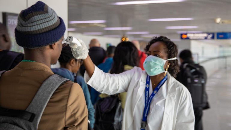 منظمة الصحة: استقرار الموجة الثالثة لفيروس كورونا في إفريقيا مع تسارع وتيرة التطعيم
