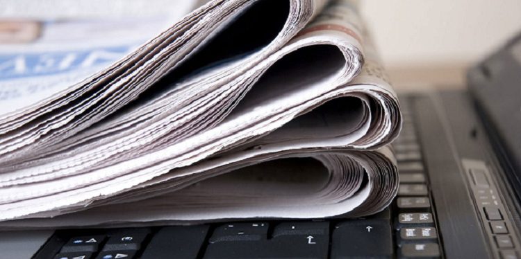 سلطنة عمان توقف الصحف الورقية لمواجهة تفشي كورونا