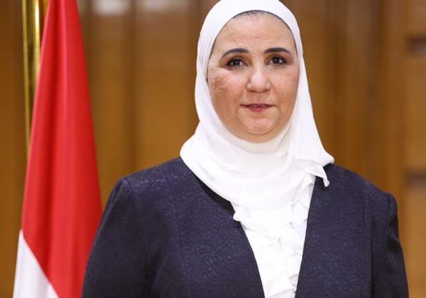 وزيرة التضامن: طرح بطاقات ميزة من بنك ناصر لتسويق الدفع الإلكتروني