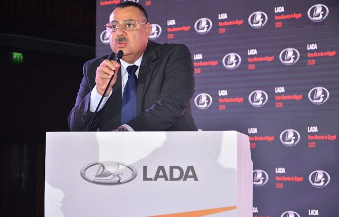 عمرو سليمان رئيس شركة الأمل للسيارات