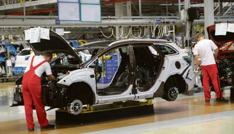 عودة أكثر من 80% من مصانع السيارات في العالم إلى العمل