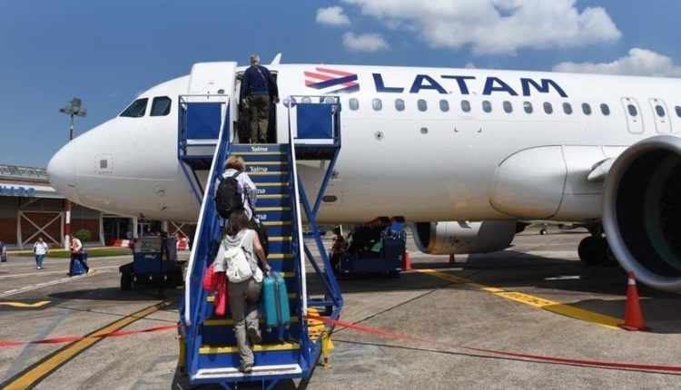 أكبر شركة طيران بأمريكا اللاتينية لاتام تطلب الحماية من الدائنين في الولايات المتحدة