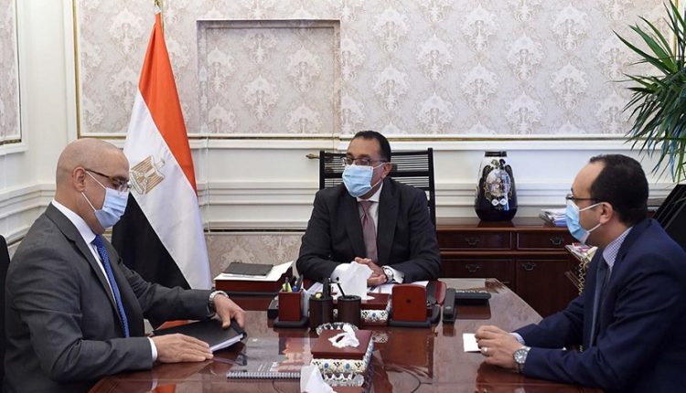 مدبولي والجزار يستعرضان المخطط المقترح لمشروع باب مصر لتنمية المنطقة الشمالية الشرقية