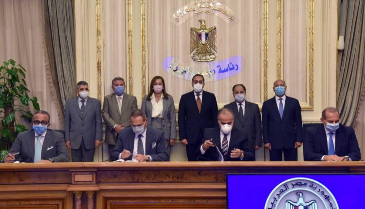 تحالف بنوك الأهلي ومصر وCIB يمنح 5.6 مليار جنيه لتمويل محطة متعددة الأغراض بميناء الإسكندرية