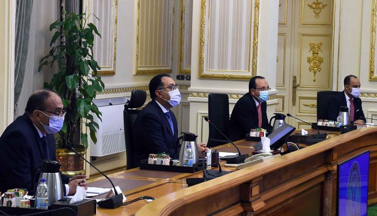رئيس الوزراء يتابع موقف المشروعات التنموية والخدمية الجاري تنفيذها بمحافظة السويس