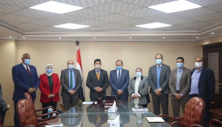 وزيرا الشباب والاتصالات يشهدان توقيع بروتوكول تعاون لتنفيذ مبادرة مصر الرقمية