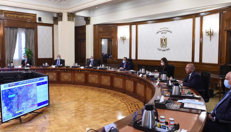 رئيس الوزراء يتابع الموقف التنفيذى لمشروع تطوير الطريق الدائري حول القاهرة الكبرى