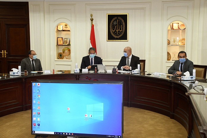 وزيرا الإسكان والسياحة يتابعان خطط التنمية بساحل البحر الأحمر وجنوب سيناء