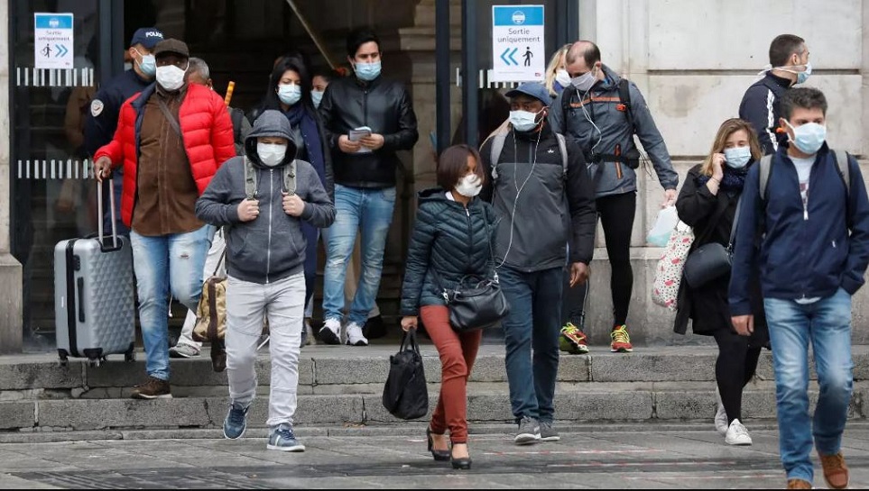 فرنسا تلزم المسافرين القادمين من الصين بتقديم نتيجة سلبية لاختبار كوفيد-19