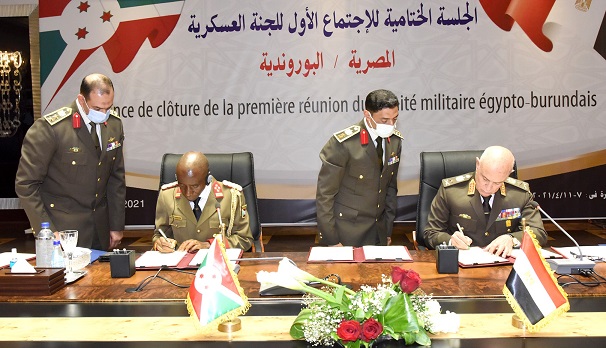 مصر وبوروندي توقعان بروتوكول تعاون عسكري مشترك