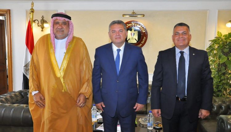وزير قطاع الأعمال يبحث مع رئيس الاتحاد العربي للاستثمار فرص التعاون المشترك