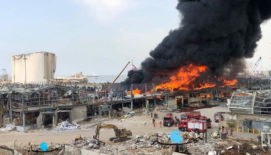 اندلاع حريق كبير في محيط مرفأ بيروت