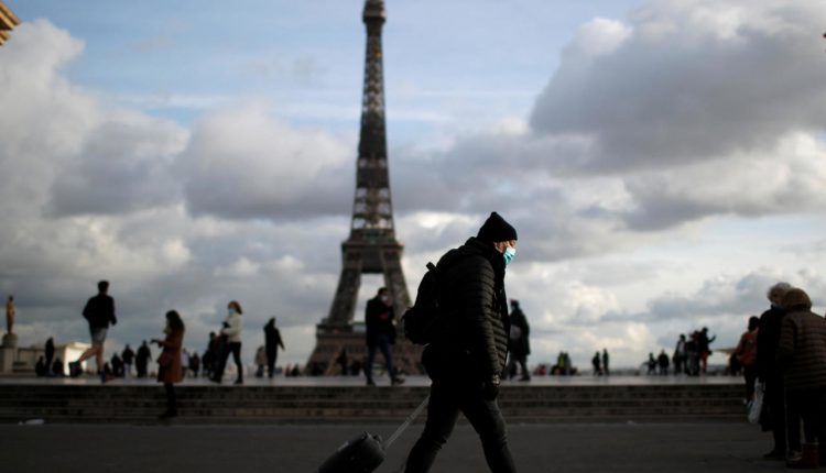 عجز الموازنة الفرنسية المتوقع هذا العام 220 مليار يورو
