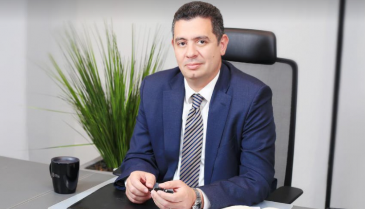 المهندس محمد الطاهر الرئيس التنفيذي للشركة السعودية المصرية للتعمير
