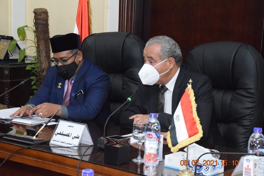 وزير التموين: تعاون بين مصر وماليزيا لتبادل الخبرات في مجال إنتاج الزيوت