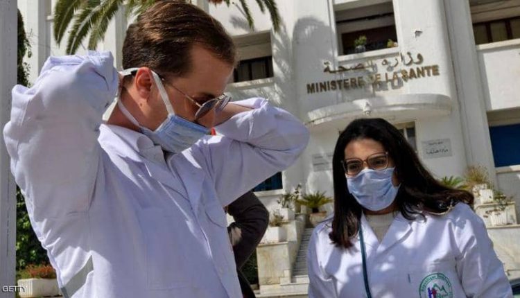 تونس تفرض حجرا صحيا على الوافدين الذين لم يستكملوا التطعيم ضد كورونا