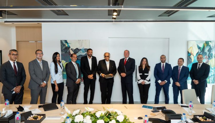 موانئ دبي العالمية ومجموعة انترو توقعان اتفاقية لإعادة تشغيل المحجر والمجزر الآلي بالعين السخنة