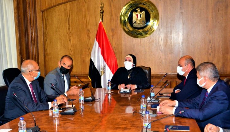 جنرال موتورز تخطط للتوسع في مصر وتراهن على برنامج مساندة صادرات السيارات