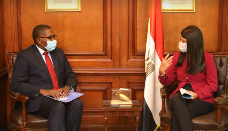 المشاط: مصر تعمل على اتباع منهج متكامل للتعاون الإنمائي لمواجهة القضايا البيئية والاقتصادية