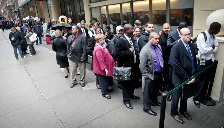 طلبات إعانة البطالة في الولايات المتحدة ترتفع إلى 332 ألفا