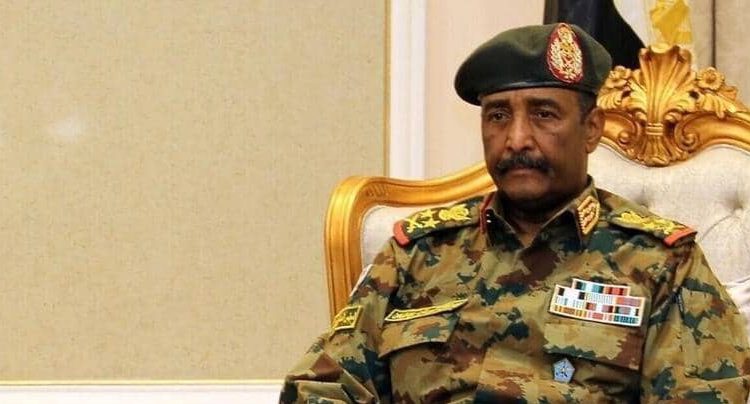 البرهان يشكل مجلس سيادة انتقاليا جديدا في السودان