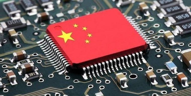 أمريكا تدرج 10 شركات تكنولوجية صينية على القائمة السوداء للتجارة