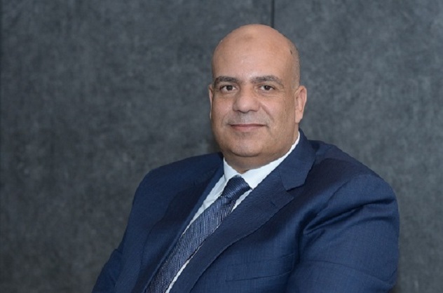 عبد الرحمن عجمي: ضوابط بيع الوحدات العقارية الجديدة خطوة لتحقيق الاستقرار بالسوق
