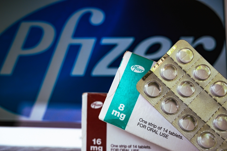 بريطانيا تسمح باستعمال أقراص عقار باكسلوفيد من فايزر لعلاج كورونا