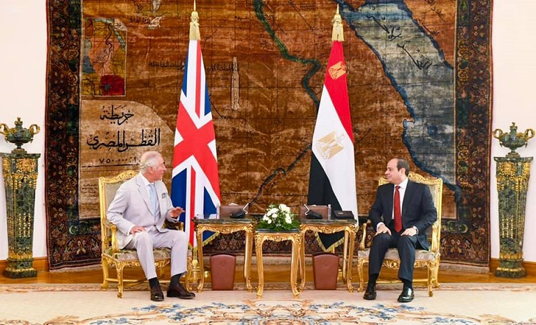 الرئيس السيسي يؤكد تضامن مصر مع بريطانيا وشعبها في مواجهة الإرهاب